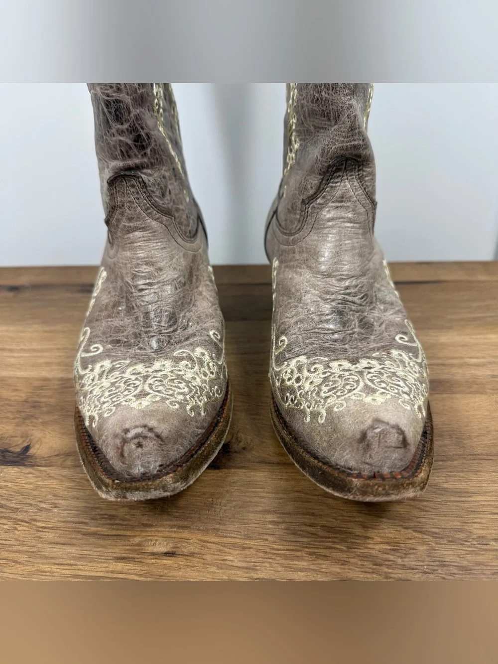 Corral A2773 Western Cowboy Boots Embroidered Coral Bone Leather Girls 5.5T